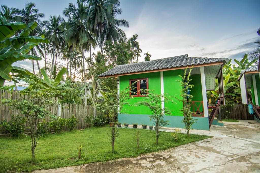 Sarm Mork Guest House Mae Hong Son Eksteriør billede