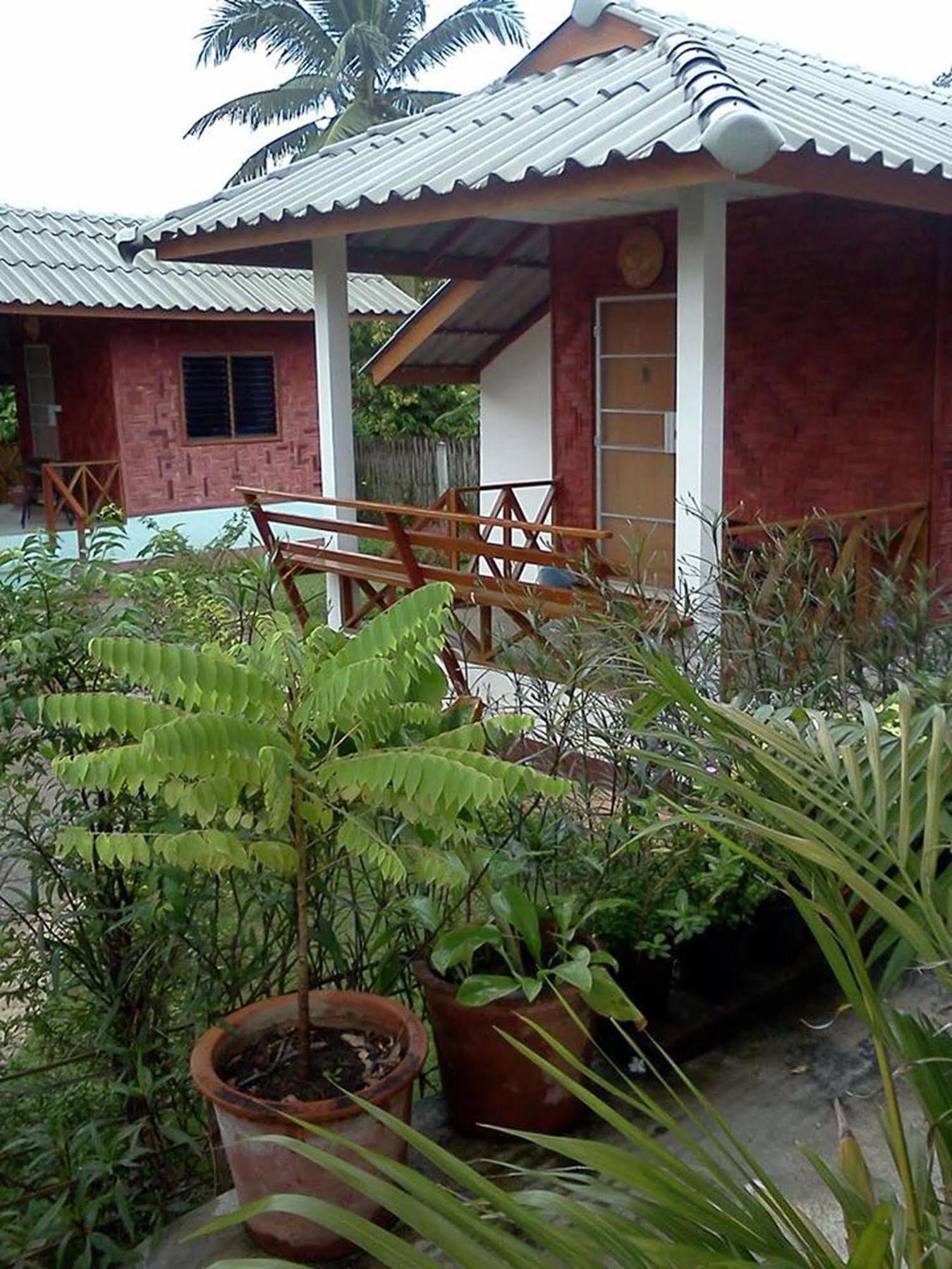Sarm Mork Guest House Mae Hong Son Eksteriør billede